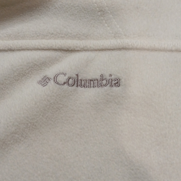 Columbia Women's White Fleece Jacket - Picture 6 of 12